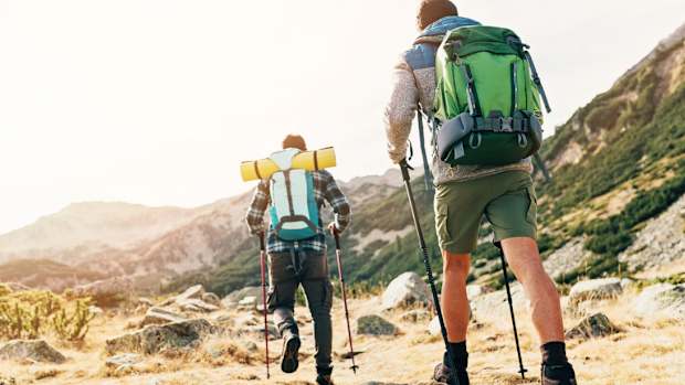 Best trekking poles_lead